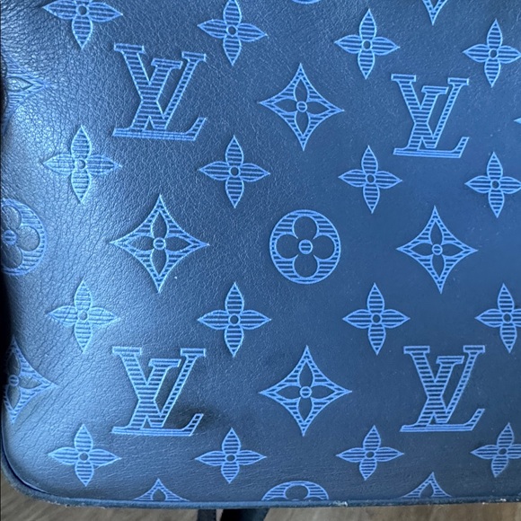 Louis Vuitton blue Monogram Shoulder Bag - Picture 13 of 17